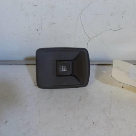 Interrupteur de leve vitre avant droit RENAULT KANGOO 2 Photo n°1