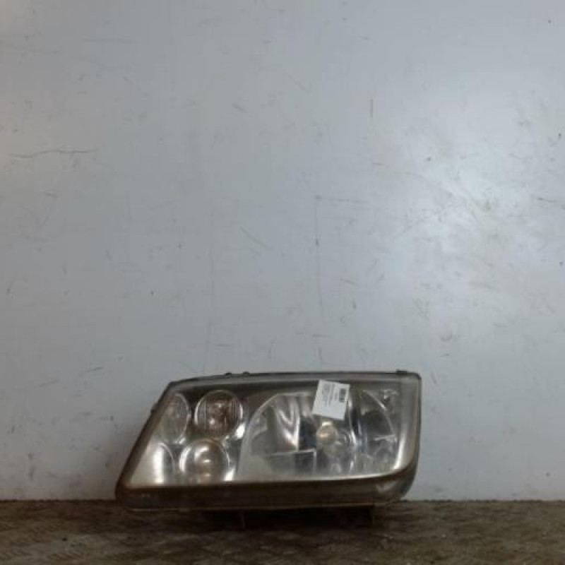 Optique avant principal gauche (feux)(phare) VOLKSWAGEN BORA