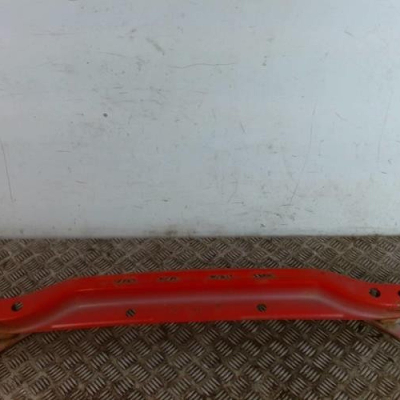 Renfort pare choc arriere (traverse) TOYOTA AYGO 1