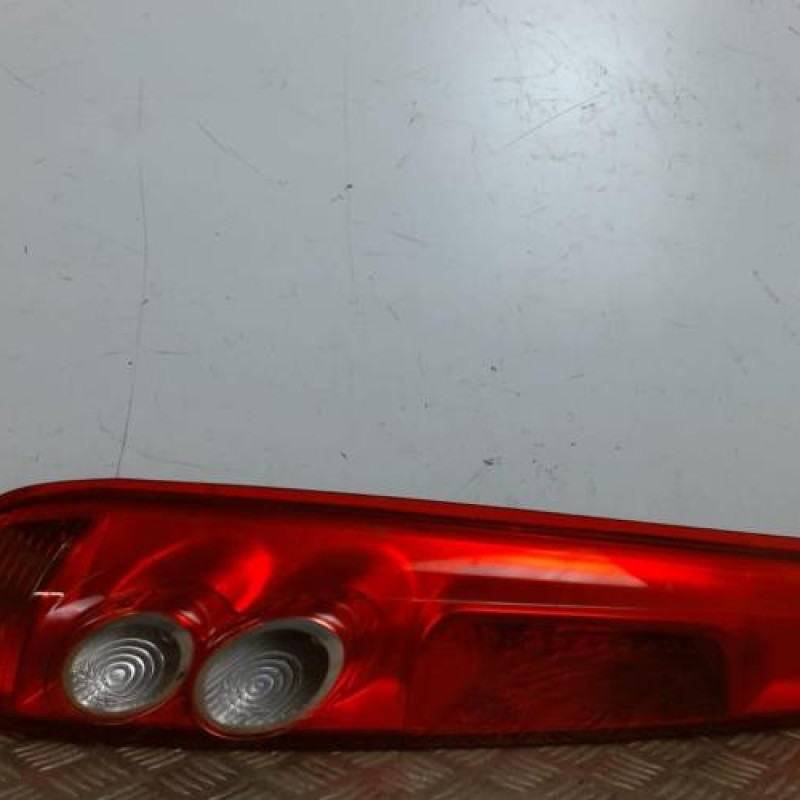 Feu arriere principal gauche (feux) FORD FIESTA 5