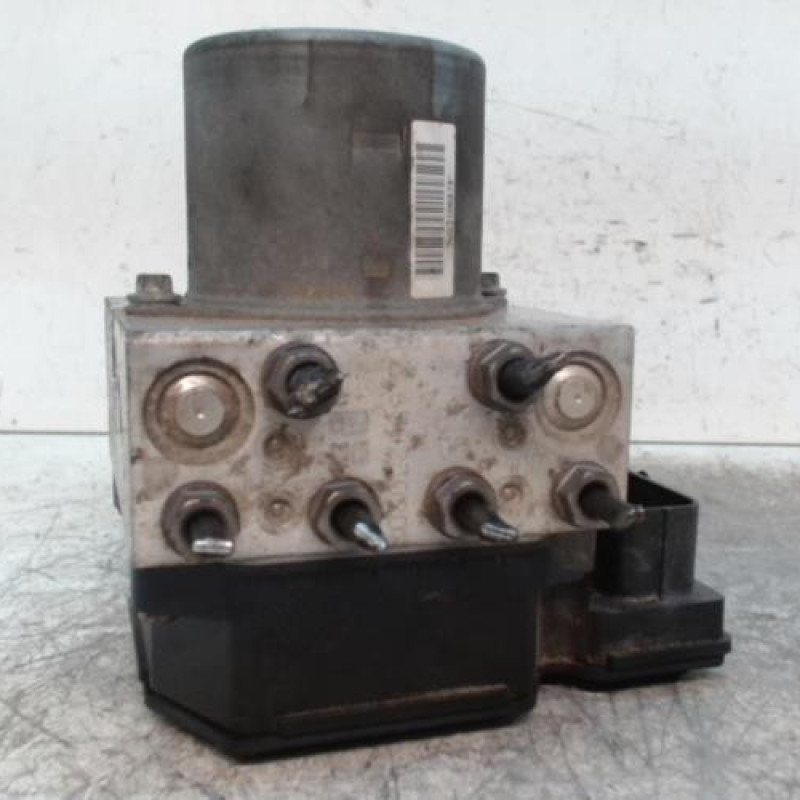 Bloc ABS (freins anti-blocage) VOLKSWAGEN PASSAT 6