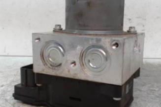 Bloc ABS (freins anti-blocage) VOLKSWAGEN PASSAT 6
