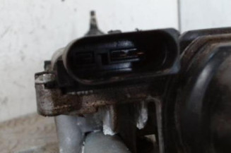 Moteur essuie glace avant VOLKSWAGEN PASSAT 6 Photo n°5