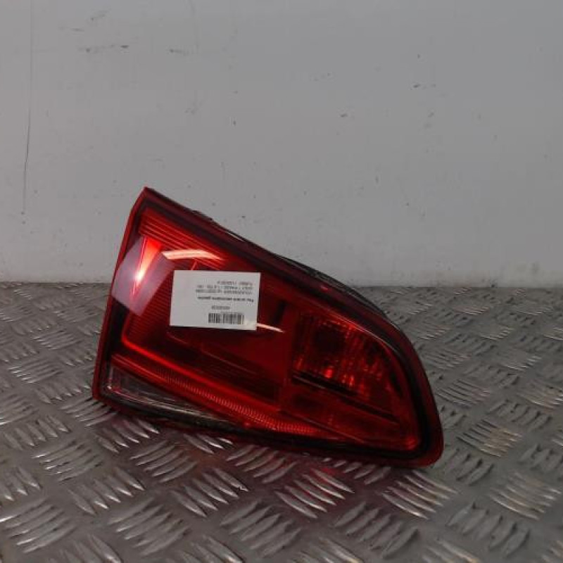 Feu arriere secondaire gauche (feux) VOLKSWAGEN GOLF 7