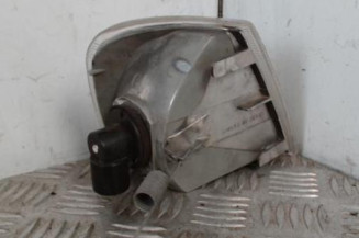 Optique avant secondaire gauche (feux)(clignotant) PEUGEOT 405