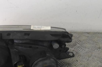 Optique avant principal droit (feux)(phare) TOYOTA AVENSIS 1