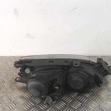Optique avant principal gauche (feux)(phare) TOYOTA AVENSIS 1
