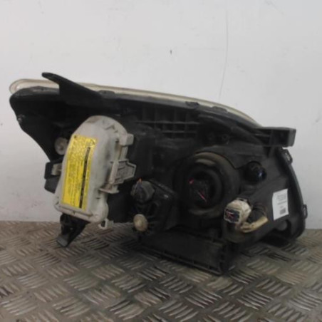 Optique avant principal gauche (feux)(phare) TOYOTA AVENSIS 2