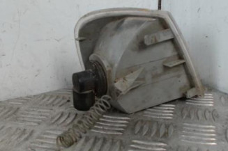 Optique avant secondaire gauche (feux)(clignotant) PEUGEOT 405