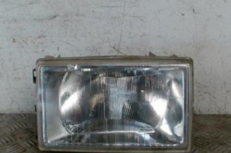 Optique avant principal droit (feux)(phare) RENAULT R9 Photo n°1