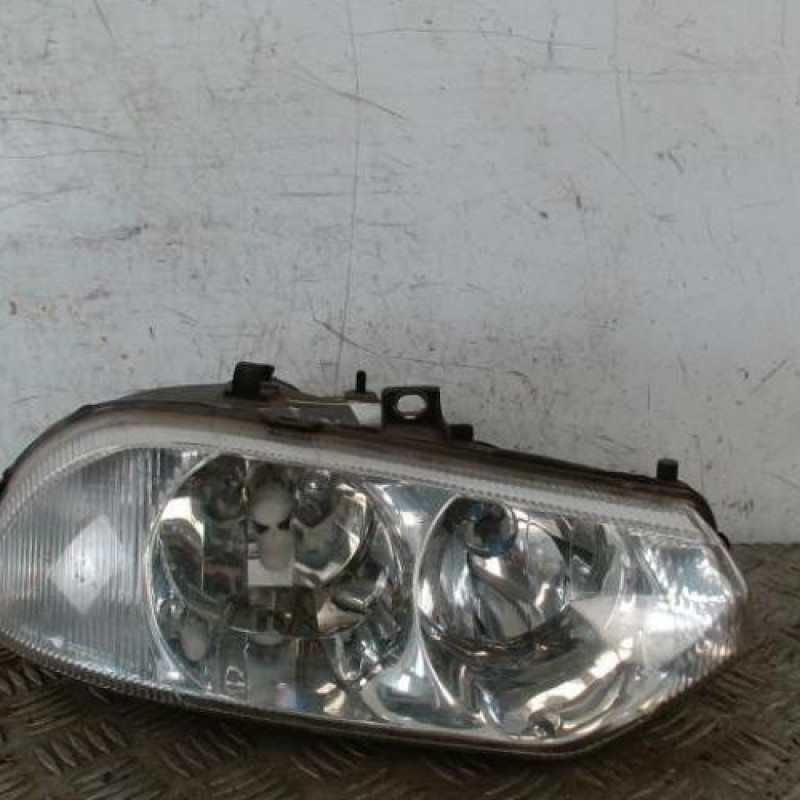 Optique avant principal droit (feux)(phare) ALFA ROMEO 156