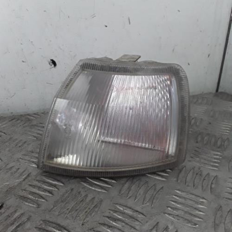 Repetiteur clignotant avant gauche (Feux) OPEL VECTRA A