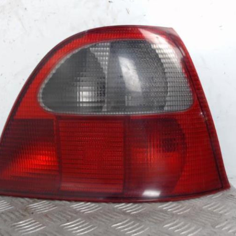 Feu arriere principal droit (feux) ROVER 200 2