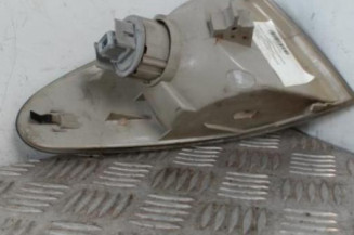Optique avant secondaire gauche (feux)(clignotant) FORD MONDEO 1