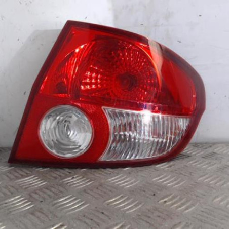 Feu arriere principal droit (feux) HYUNDAI GETZ Photo n°1