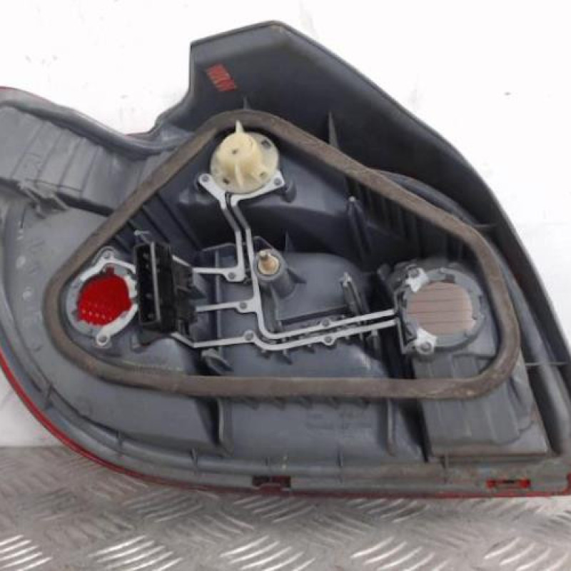 Feu arriere principal droit (feux) TOYOTA YARIS 1