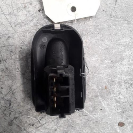 Interrupteur de leve vitre avant gauche PEUGEOT 306