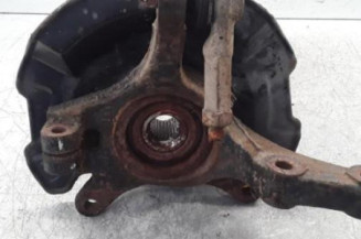 Moyeu avant gauche SUZUKI SPLASH