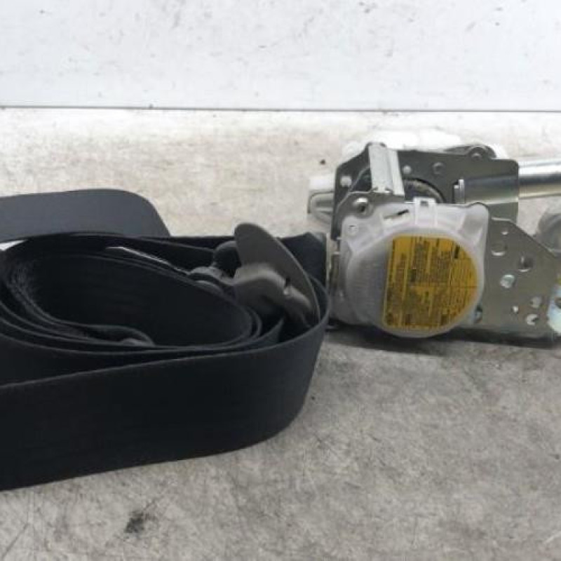 Ceinture avant droit TOYOTA RAV4 3
