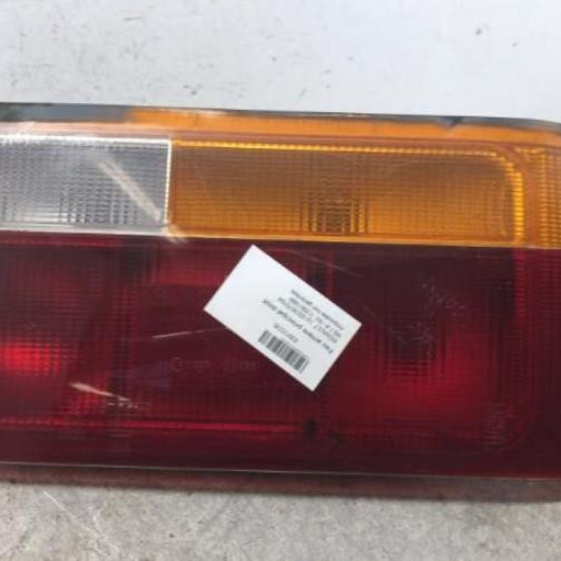 Feu arriere principal droit (feux) RENAULT R9