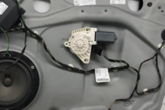 Leve vitre electrique avant droit MERCEDES CLASSE A 169 Photo n°1