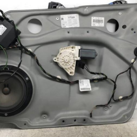 Leve vitre electrique avant droit MERCEDES CLASSE A 169 Photo n°1