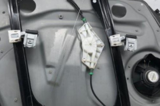 Leve vitre electrique avant droit MERCEDES CLASSE A 169