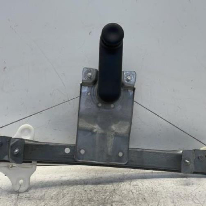 Leve vitre mecanique arriere droit RENAULT CLIO 4