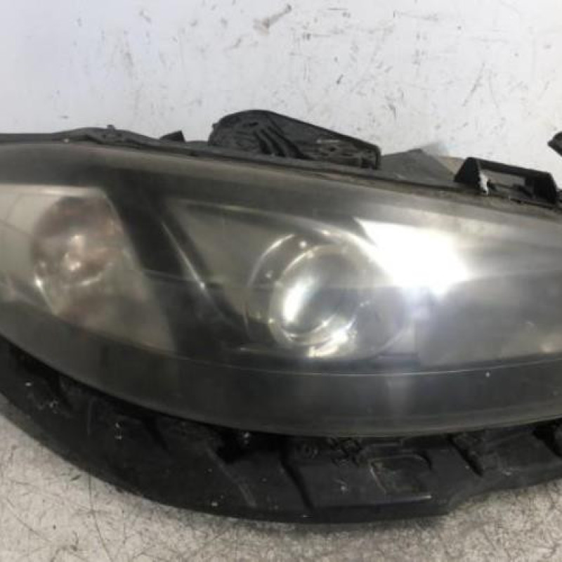 Optique avant principal droit (feux)(phare) RENAULT LAGUNA 2