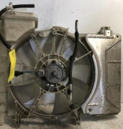 Moto ventilateur radiateur TOYOTA YARIS 2 Photo n°1