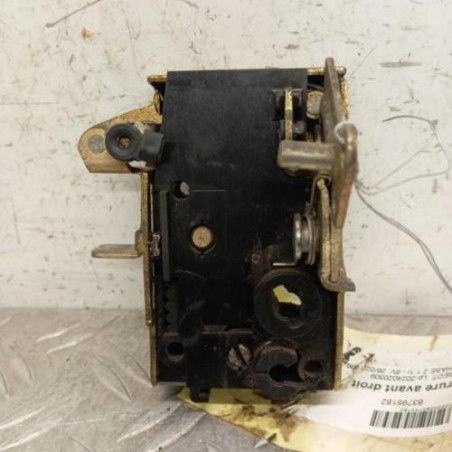 Serrure avant droit PEUGEOT 106