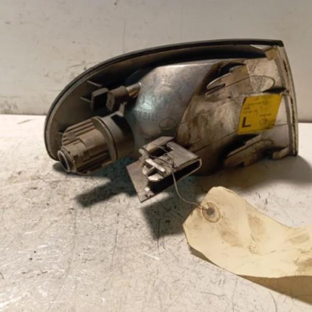 Optique avant secondaire gauche (feux)(clignotant) AUDI A4 1