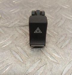 Bouton de warning RENAULT SUPER 5 Photo n°1