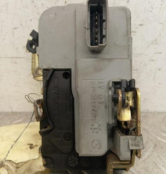 Serrure avant droit PEUGEOT 206