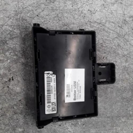 Boitier USM  RENAULT CLIO 3