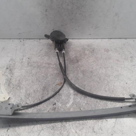 Leve vitre mecanique avant droit PEUGEOT 106