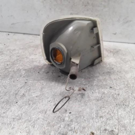 Optique avant secondaire gauche (feux)(clignotant) PEUGEOT 405