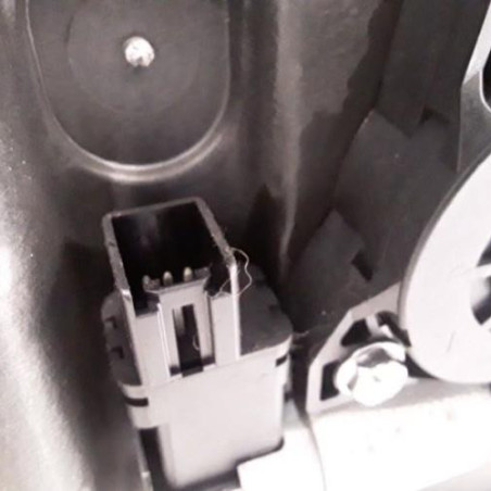 Leve vitre electrique avant gauche MAZDA 3 1