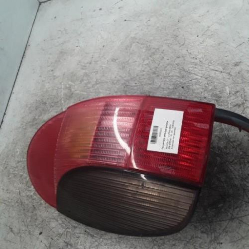 Feu arriere principal gauche (feux) PEUGEOT 306