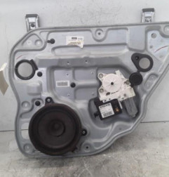 Leve vitre electrique arriere droit VOLVO V 50 Photo n°1