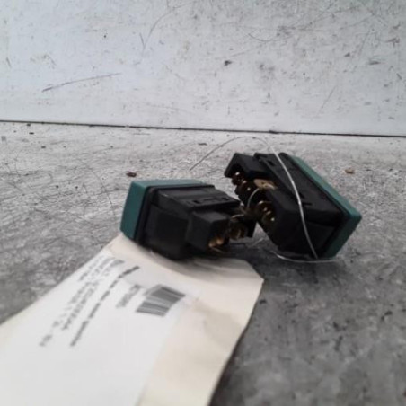 Interrupteur de leve vitre avant gauche RENAULT TWINGO 1
