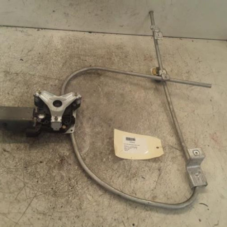 Leve vitre electrique avant droit RENAULT CLIO 1 Photo n°1