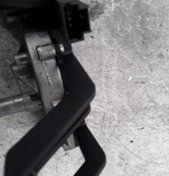 Moteur essuie glace arriere CITROEN C4 1 Photo n°3