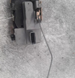 Serrure avant gauche PEUGEOT 206