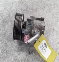 Pompe de direction FIAT DOBLO 2 Photo n°1