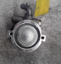 Pompe de direction FIAT DOBLO 2 Photo n°3