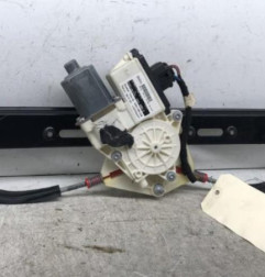 Leve vitre electrique arriere droit BMW X3 E83 Photo n°1
