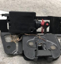 Serrure de hayon BMW X3 E83