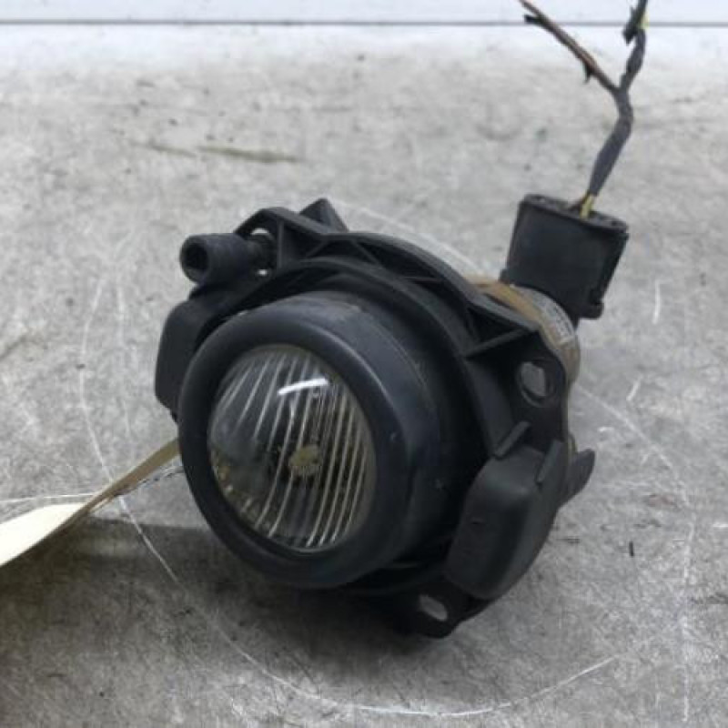 Anti brouillard droit (feux) BMW X3 E83 Anti brouillard droit (feux) BMW X3 E83