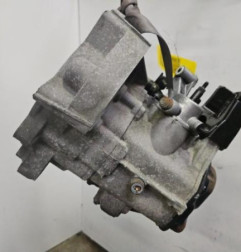 Boite de vitesses VOLKSWAGEN POLO 4 Photo n°4
